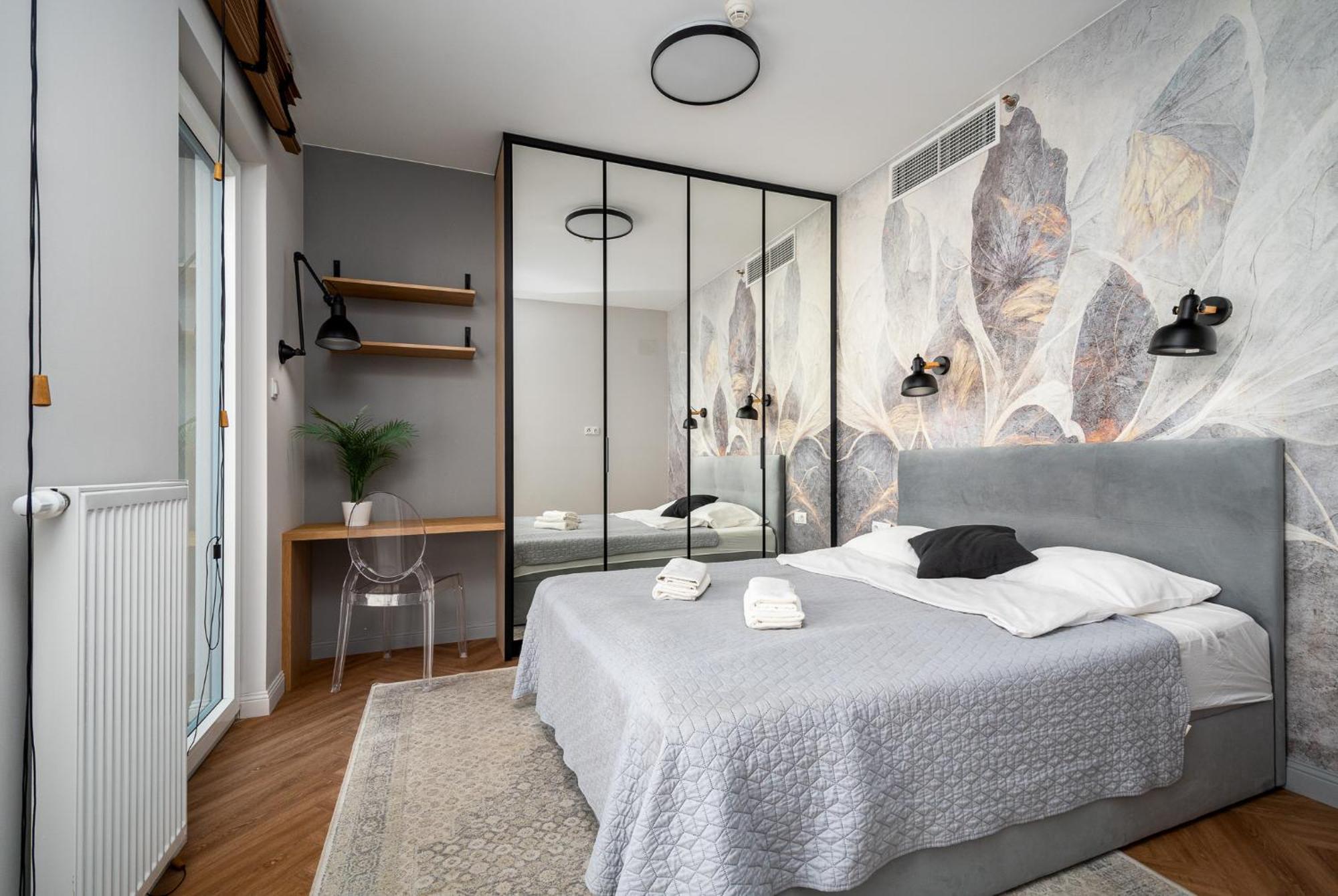 Wola Tower Deluxe Separate Bedroom With Free Garage - By Perfect Apart Warschau Buitenkant foto